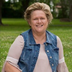 Meet your Posher, Charlene